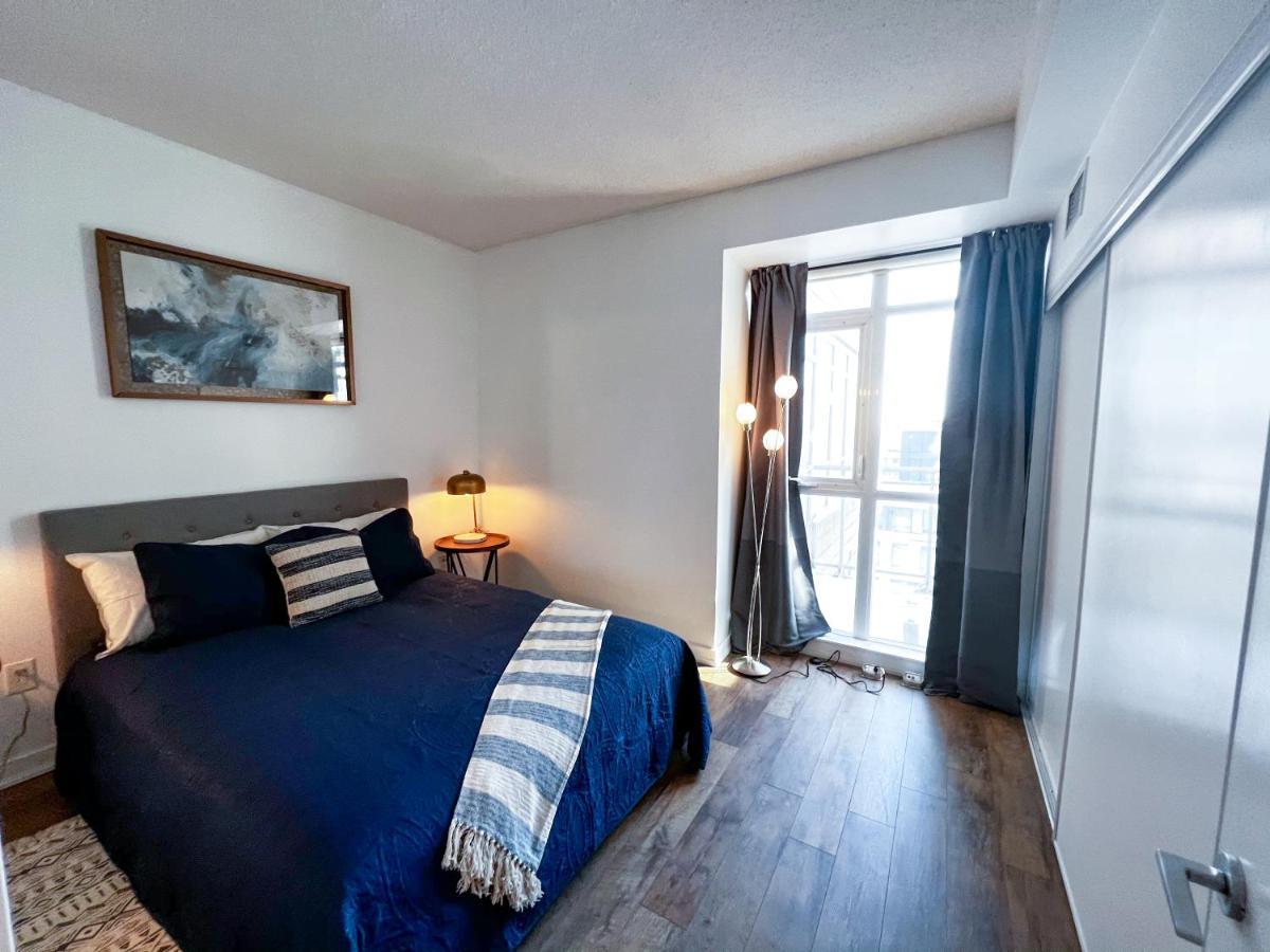 Simply Comfort. Elegant Apartments Dan Lecki Toronto Exterior photo